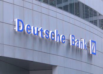 Deutsche Bank share price sends mixed signals ahead of Q3 earnings