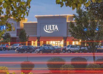Ulta Beauty stock pattern points to $600 as earnings rise