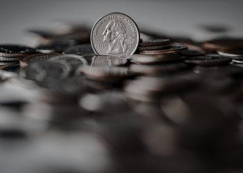 SLV ETF stock analysis as silver prices momenttum gains steam