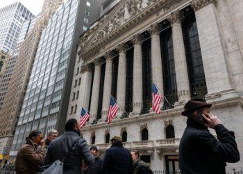 U.S. stocks rise, oil prices fall after Trump backs off threat to hit Iran’s power grid