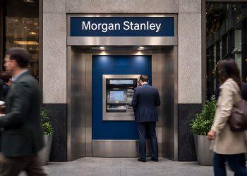 These 3 stocks reporting next week have a history of gaining after earnings