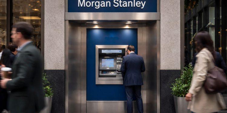 These 3 stocks reporting next week have a history of gaining after earnings