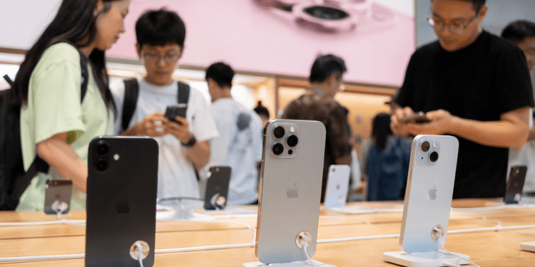 What’s behind Apple’s strong iPhone growth in China market?