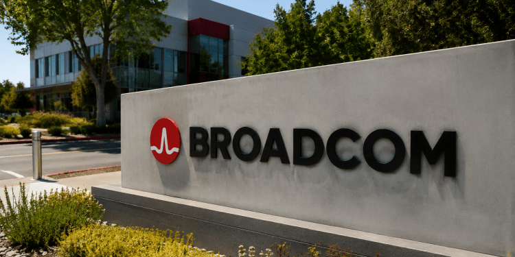 Why analysts are raising Broadcom targets despite a 14% stock plunge