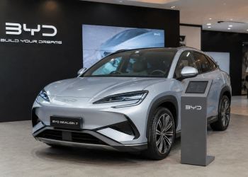 BYD chairman projects global leadership in five years amid market challenges
