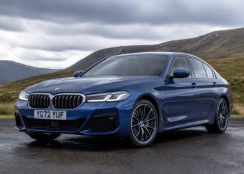 BMW shares tumble 7% as China weakness forces sharp forecast cut