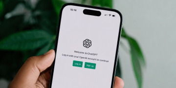 ChatGPT storms past 1 billion users as AI backlash fails to bite