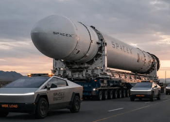 SpaceX stock enters Nasdaq-100 today: can the IPO rally survive?