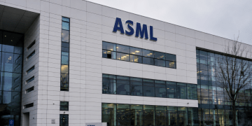 ASML stock jumps after 2026 outlook raise as AI demand drives capacity expansion